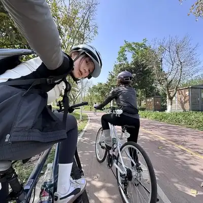 邹昊语